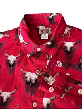 VTG Barn Fly Shirt Mens Medium Red Bull Skull All Over Print Western Rodeo USA